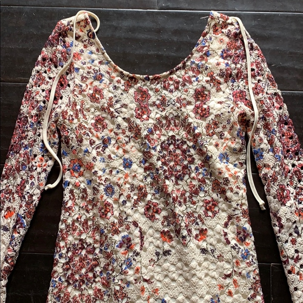 Dress - Picture 2 of 3